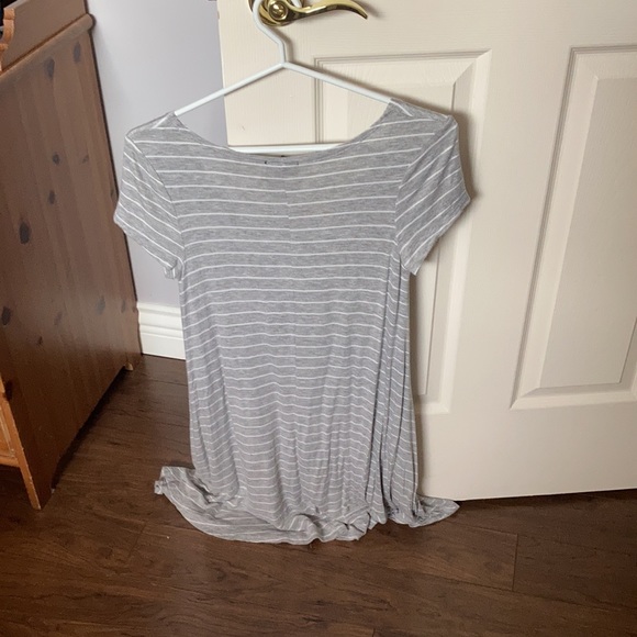 Two summer dresses - Picture 4 of 5